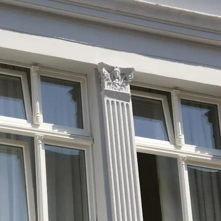 Restaurant & Olive فندق جرايفسفالد