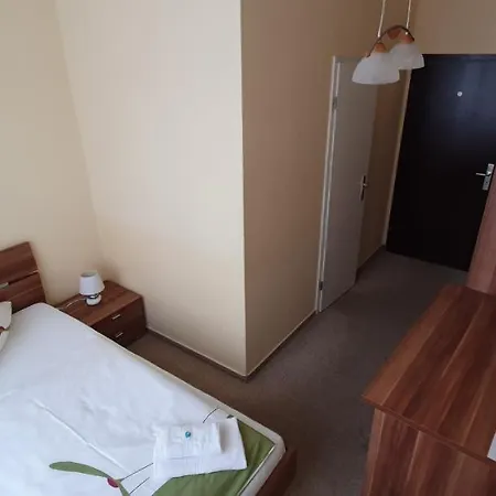 Hotel Restaurant & Olive *