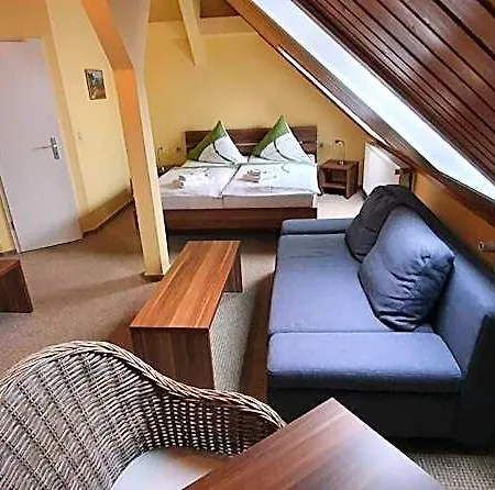 Hotel Restaurant & Olive *